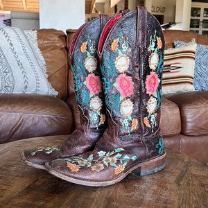 Embroidered Western Boots women 8.5